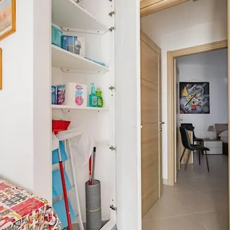 Iris Vista Gallinara * 阿尔本加